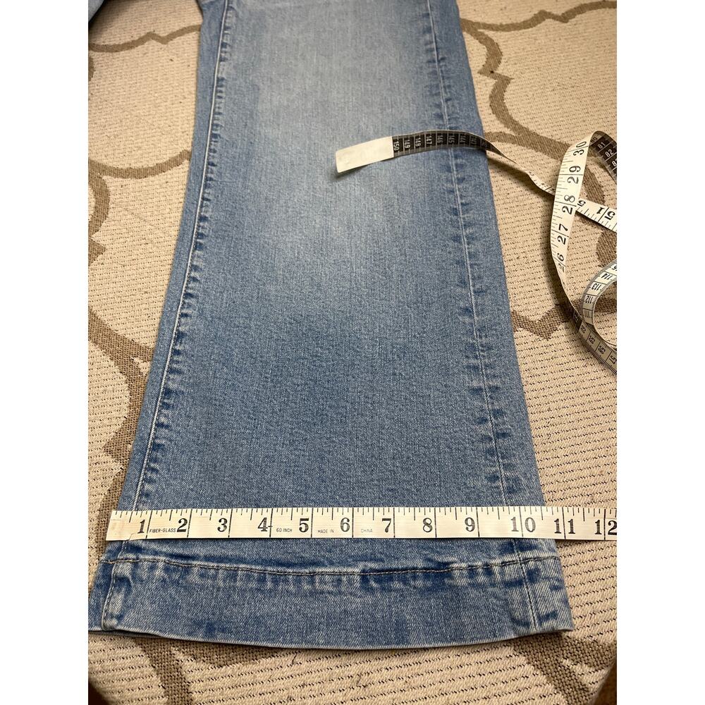 GAP denim High Rise Wide Leg Crop Light Wash Blue Jeans, size 4 - Picture 5 of 11